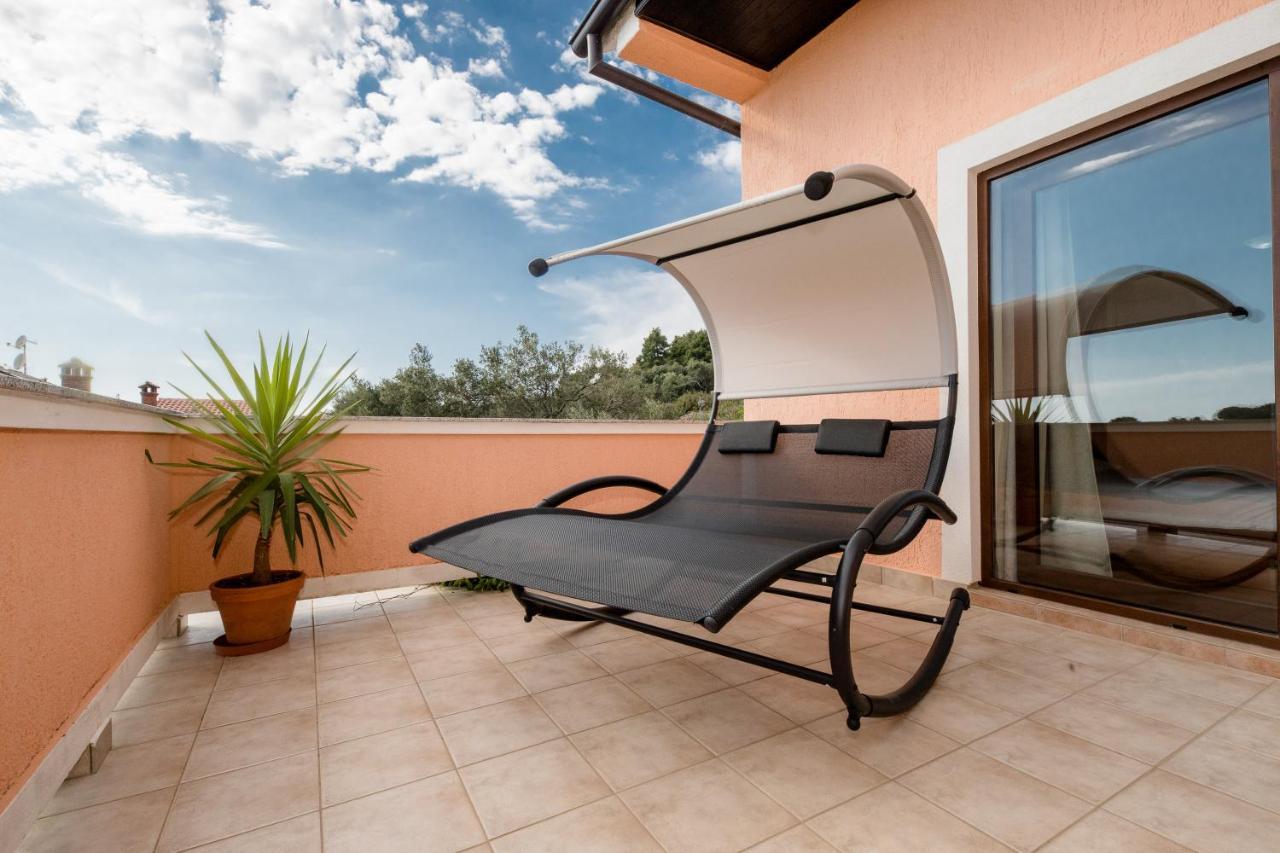 Apartments Tartuga Apartman Rab Town